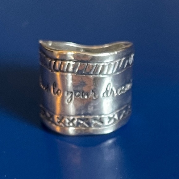 Silpada R1820 Ring - Picture 2 of 4